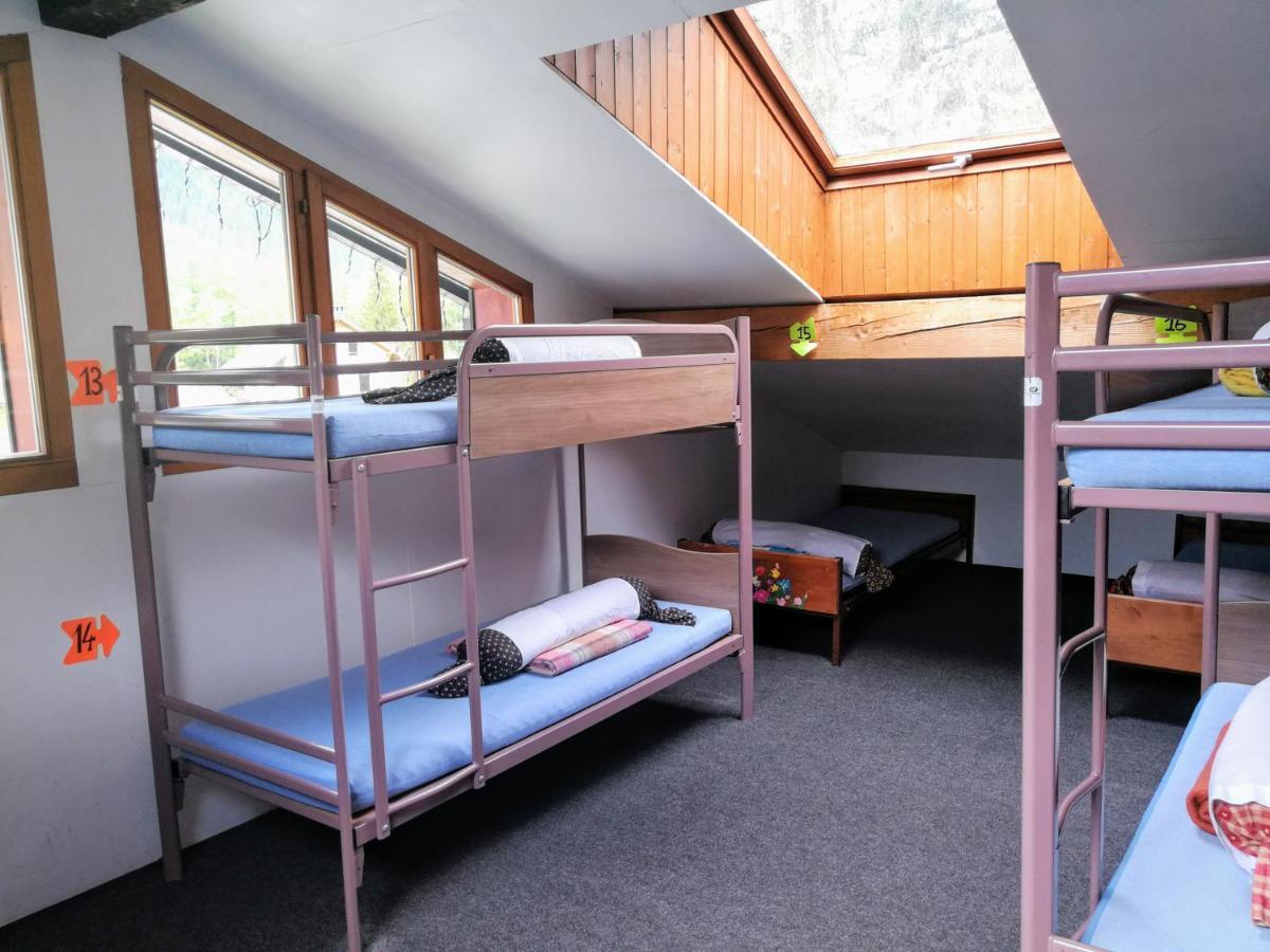 Le Chamoniard Volant Hostel Σαμονί Εξωτερικό φωτογραφία